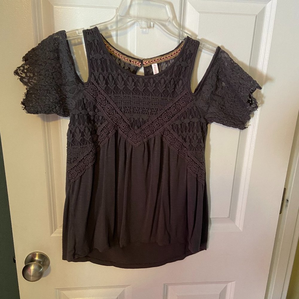 Juniors Xhilaration Grey Short Sleeve Shirt-XS